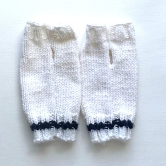 White and Navy-Blue Hand Knit Fingerless Mittens - Picture 3 of 4